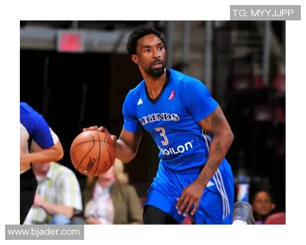 齐麟：从篮球新星到职业生涯的辉煌蜕变之路